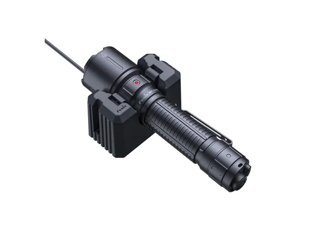 Ліхтар Fenix WF26R з магнітною зарядкою Фото 2